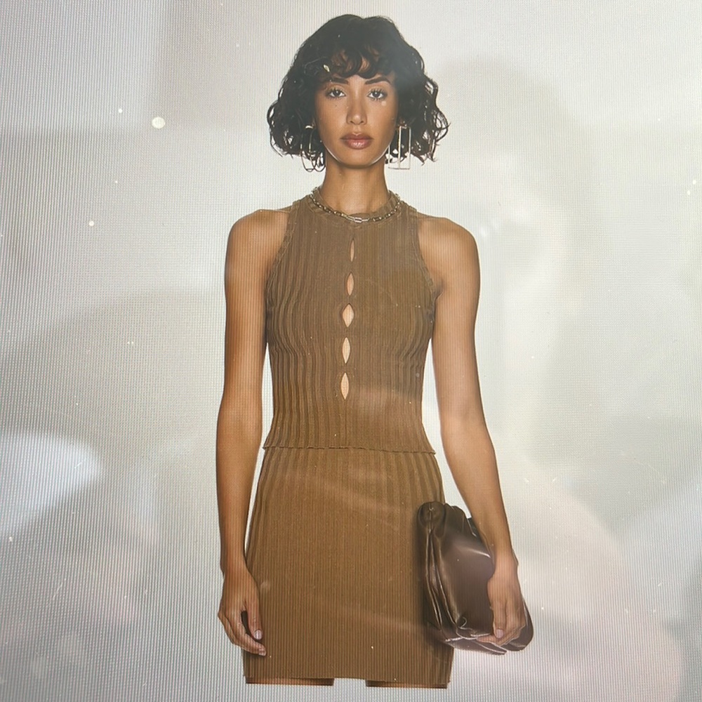 Capri cut out tank